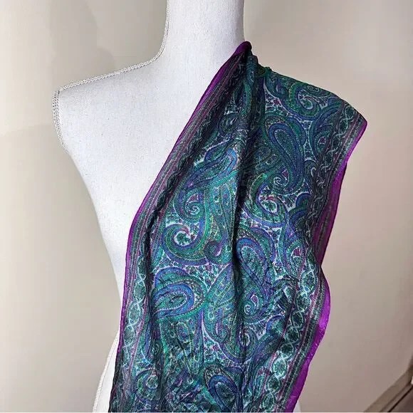 Vintage Harvé Benard Green and Purple Paisley Silk evening scarf - Picture 3 of 11